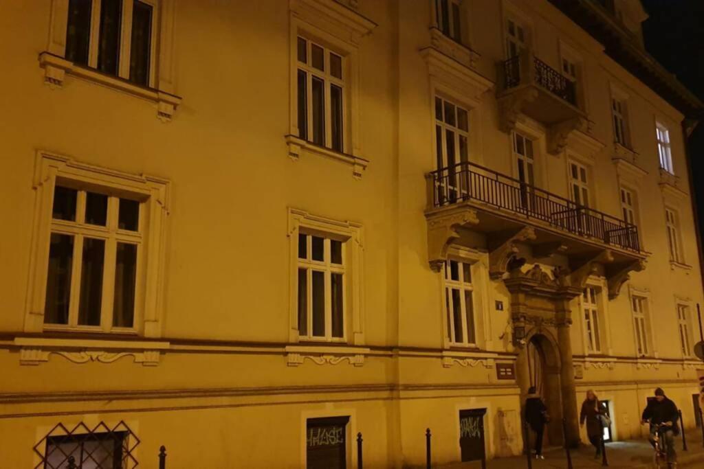 קרקוב Bright&Comfy Apt -Few Min To Main Square מראה חיצוני תמונה